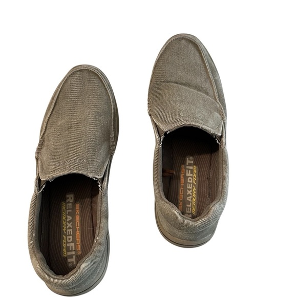 Skechers Men’s Relaxed Fit Memory Foam Khaki Canvas Slip On Shoes Sz 13 GUC - Picture 1 of 14